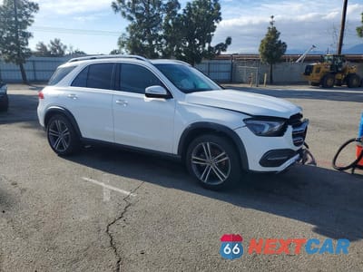 Czwarte zdjęcie samochodu z boku: 2022 MERCEDES-BENZ GLE 350 4MATIC VIN:4JGFB4KB6NA746847 - miniatura