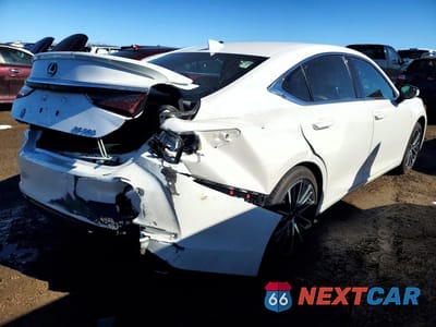 Trzecie zdjęcie samochodu z tyłu: 2025 LEXUS ES 350 VIN:58ADZ1B15SU191515 - miniatura