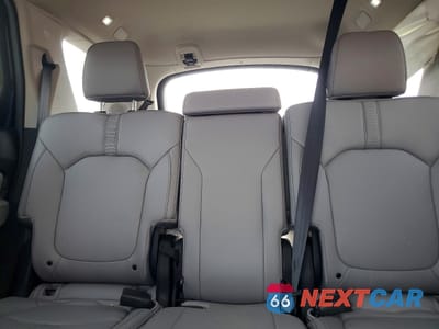 Zdjęcie 10 z 14 samochodu: 2025 HONDA PILOT TOURING VIN:5FNYG1H74SB143687 - miniatura