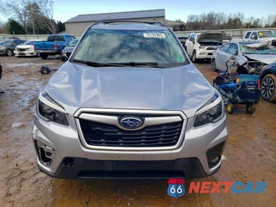 Piąte zdjęcie samochodu w środku: 2021 SUBARU FORESTER PREMIUM VIN:JF2SKAJC9MH501348 - miniatura