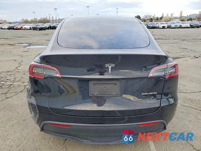 Zdjęcie 6 z 12 samochodu: 2024 TESLA MODEL Y VIN:7SAYGAEE2RF121459 - miniatura