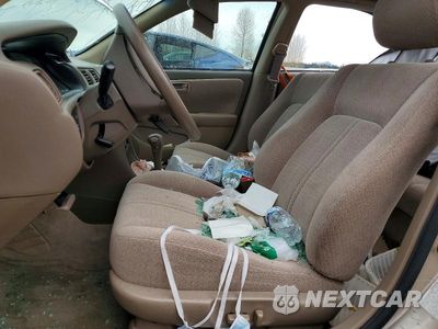 Zdjęcie 7 z 11 samochodu: 2000 TOYOTA CAMRY VIN:JT2BF22K0Y0273428 - miniatura
