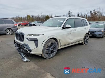2025 BMW X7 XDRIVE40I 5UX23EM03S9W48193 - główne zdjęcie licytacji z USA - miniatura