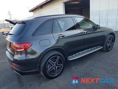 Trzecie zdjęcie samochodu z tyłu: 2022 MERCEDES-BENZ GLC 300 VIN:W1N0G8DBXNV331015 - miniatura