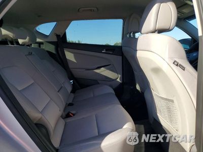 Zdjęcie 11 z 13 samochodu: 2018 HYUNDAI TUCSON SE VIN:KM8J23A41JU670857 - miniatura