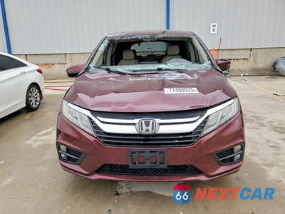 Piąte zdjęcie samochodu w środku: 2018 HONDA ODYSSEY EXL VIN:5FNRL6H79JB006188 - miniatura