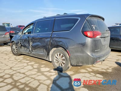 Drugie zdjęcie samochodu z przodu: 2019 CHRYSLER PACIFICA TOURING L VIN:2C4RC1BG6KR685466 - miniatura