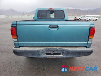 Zdjęcie 6 z 12 samochodu: 1994 MAZDA B4000 VIN:4F4CR12X5RTM03204 - miniatura