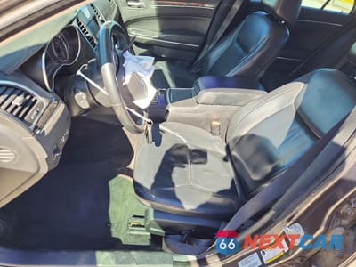 Zdjęcie 7 z 12 samochodu: 2016 CHRYSLER 300 LIMITED VIN:2C3CCAAG1GH190620 - miniatura