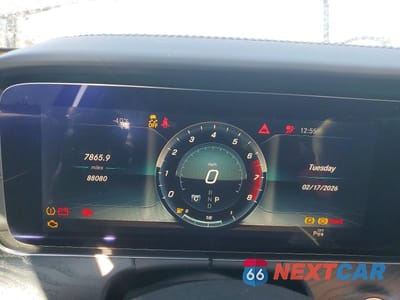 Zdjęcie 9 z 12 samochodu: 2018 MERCEDES-BENZ E 300 VIN:WDDZF4JB9JA360530 - miniatura