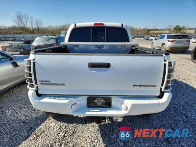 Zdjęcie 6 z 11 samochodu: 2015 TOYOTA TACOMA DOUBLE CAB PRERUNNER VIN:5TFJX4GN0FX045206 - miniatura