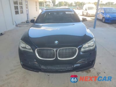Piąte zdjęcie samochodu w środku: 2014 BMW 740 LI VIN:WBAYE4C52ED138266 - miniatura