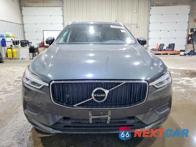 Piąte zdjęcie samochodu w środku: 2019 VOLVO XC60 T5 VIN:LYV102RK8KB187126 - miniatura