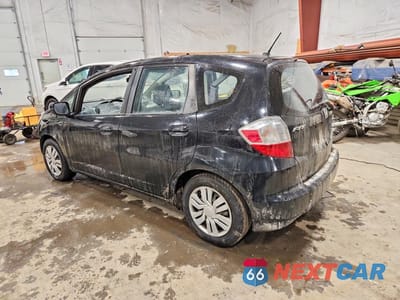 Drugie zdjęcie samochodu z przodu: 2013 HONDA FIT VIN:JHMGE8G34DC059649 - miniatura