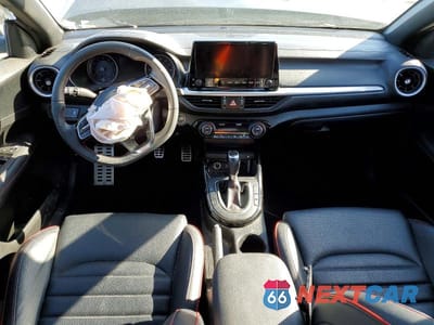 Zdjęcie 8 z 12 samochodu: 2023 KIA FORTE GT VIN:3KPF44AC4PE631771 - miniatura