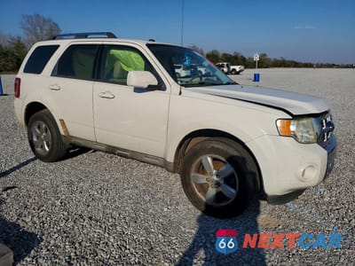 Czwarte zdjęcie samochodu z boku: 2009 FORD ESCAPE LIMITED VIN:1FMCU04G59KB93932 - miniatura