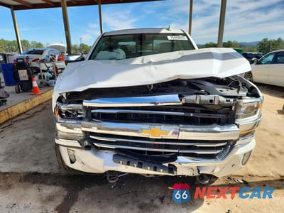 Piąte zdjęcie samochodu w środku: 2017 CHEVROLET SILVERADO K1500 HIGH COUNTRY VIN:3GCUKTEJ8HG384292 - miniatura