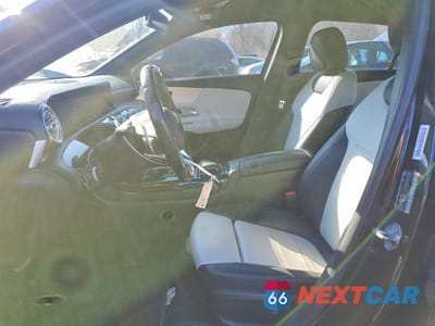 Zdjęcie 7 z 11 samochodu: 2020 MERCEDES-BENZ A 35 AMG VIN:W1K3G5BBXLJ230900 - miniatura