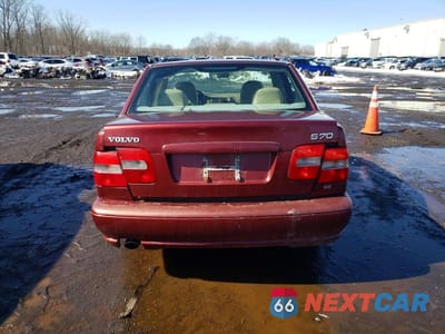 Zdjęcie 6 z 11 samochodu: 2000 VOLVO S70 BASE VIN:YV1LS61J6Y2632688 - miniatura
