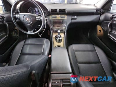 Zdjęcie 8 z 12 samochodu: 2007 MERCEDES-BENZ C 230 VIN:WDBRF52H17F854149 - miniatura