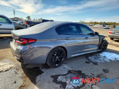 Trzecie zdjęcie samochodu z tyłu: 2021 BMW 530 XI VIN:WBA13BJ07MWX05027 - miniatura