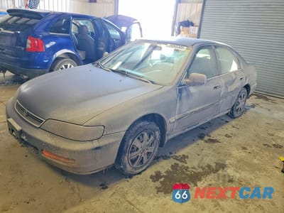 1996 HONDA ACCORD LX 1HGCD5535TA137145 - główne zdjęcie licytacji z USA - miniatura