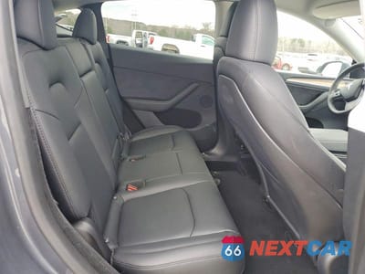 Zdjęcie 10 z 12 samochodu: 2023 TESLA MODEL Y VIN:7SAYGDEE8PA191124 - miniatura