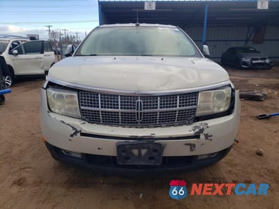 Piąte zdjęcie samochodu w środku: 2007 LINCOLN MKX VIN:2LMDU88C77BJ30420 - miniatura