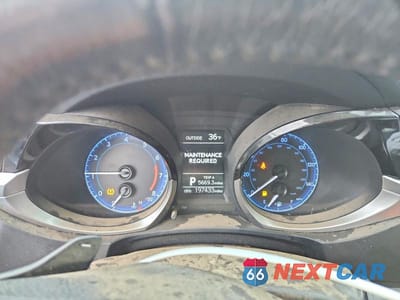 Zdjęcie 9 z 12 samochodu: 2016 TOYOTA COROLLA S PLUS VIN:2T1BURHE6GC511472 - miniatura