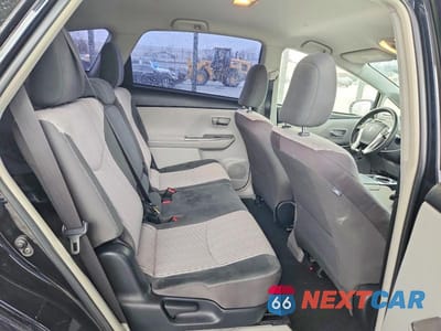 Zdjęcie 10 z 11 samochodu: 2016 TOYOTA PRIUS V THREE VIN:JTDZN3EU8GJ048260 - miniatura