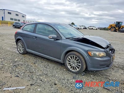 Czwarte zdjęcie samochodu z boku: 2010 VOLVO C30 T5 VIN:YV1672MK3A2173489 - miniatura