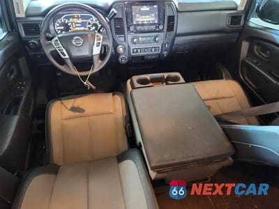 Zdjęcie 8 z 11 samochodu: 2021 NISSAN TITAN S VIN:1N6AA1EC3MN500850 - miniatura