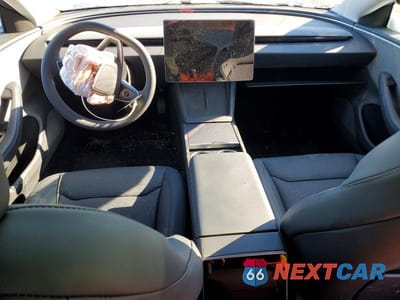 Zdjęcie 8 z 13 samochodu: 2025 TESLA MODEL 3 VIN:5YJ3E1EA5SF035823 - miniatura