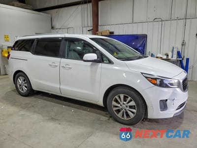 Czwarte zdjęcie samochodu z boku: 2017 KIA SEDONA LX VIN:KNDMB5C16H6250753 - miniatura