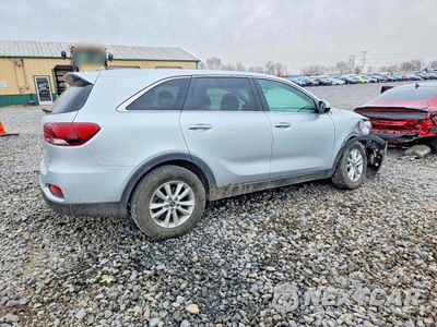 Trzecie zdjęcie samochodu z tyłu: 2019 KIA SORENTO L VIN:5XYPG4A32KG498502 - miniatura