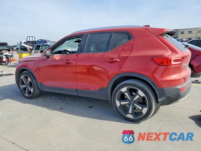 Drugie zdjęcie samochodu z przodu: 2021 VOLVO XC40 T5 MOMENTUM VIN:YV4162UK8M2419697 - miniatura