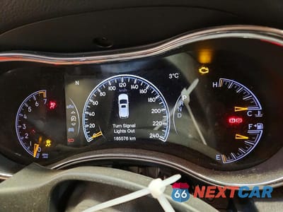 Zdjęcie 9 z 12 samochodu: 2020 JEEP GRAND CHEROKEE LAREDO VIN:1C4RJFAG8LC104032 - miniatura