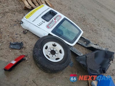 Zdjęcie 13 z 14 samochodu: 2021 CHEVROLET EXPRESS G2500 VIN:1GCWGAFP2M1302258 - miniatura