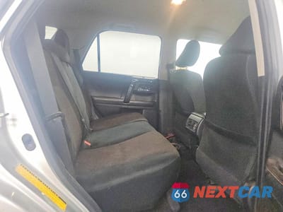 Zdjęcie 11 z 12 samochodu: 2018 TOYOTA 4RUNNER TRD OFF-ROAD VIN:JTEBU5JR1J5596209 - miniatura