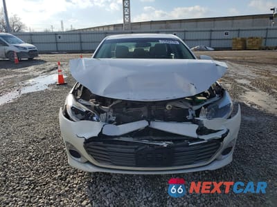 Piąte zdjęcie samochodu w środku: 2015 TOYOTA AVALON XLE VIN:4T1BK1EB1FU160467 - miniatura