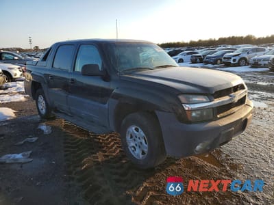 Czwarte zdjęcie samochodu z boku: 2003 CHEVROLET AVALANCHE K1500 VIN:3GNEK13T23G146600 - miniatura