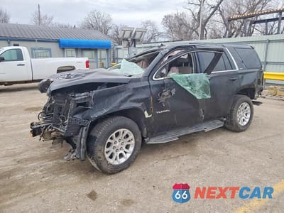 2017 GMC YUKON SLT 1GKS1BKC3HR167473 - główne zdjęcie licytacji z USA - miniatura