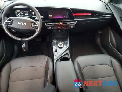Zdjęcie 8 z 13 samochodu: 2024 KIA NIRO EV WIND VIN:KNDCR3L18R5106219 - miniatura