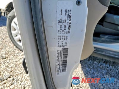 Zdjęcie 14 z 14 samochodu: 2013 DODGE GRAND CARAVAN SE VIN:2C4RDGBG3DR790002 - miniatura