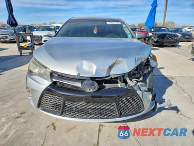 Piąte zdjęcie samochodu w środku: 2015 TOYOTA CAMRY HYBRID VIN:4T1BD1FK7FU146081 - miniatura