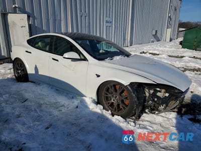 Czwarte zdjęcie samochodu z boku: 2023 TESLA MODEL S VIN:5YJSA1E5XPF529659 - miniatura