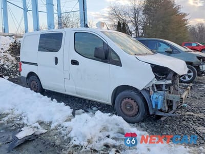 Czwarte zdjęcie samochodu z boku: 2017 CHEVROLET CITY EXPRESS LS VIN:3N63M0YN5HK700423 - miniatura