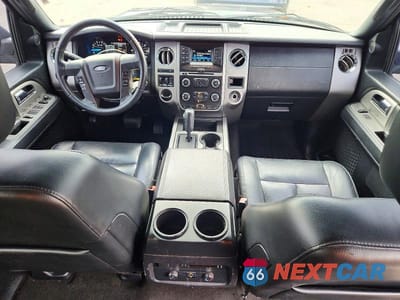 Zdjęcie 8 z 13 samochodu: 2017 FORD EXPEDITION XLT VIN:1FMJU1HT0HEA38576 - miniatura