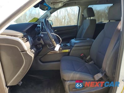 Zdjęcie 7 z 12 samochodu: 2016 CHEVROLET TAHOE K1500 LS VIN:1GNSKAKC1GR287961 - miniatura