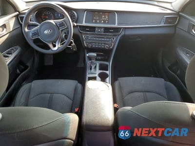 Zdjęcie 8 z 11 samochodu: 2018 KIA OPTIMA LX VIN:5XXGT4L37JG243713 - miniatura